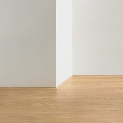 Плинтус Скоция Quick Step QSSCOT 17x17х2400/ 05487 (фото 1)
